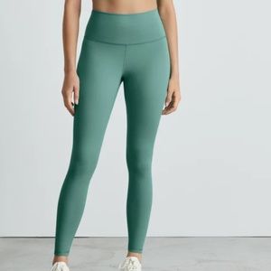 Everlane Leggings Size Small NWT